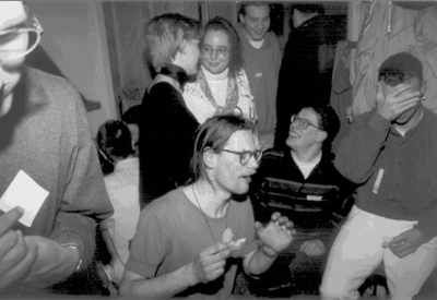 1996_03_09_043.gif